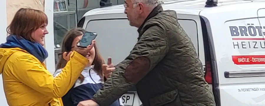 Kommen Sie auf ein Gespräch vorbei!